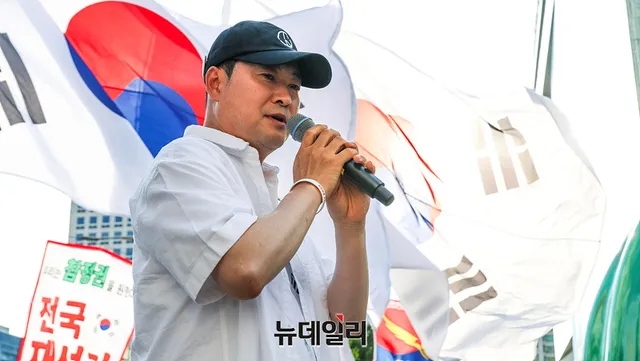 장동혁 "선관위 해체·사전투표 폐지해야 … 합수본도, 법원도 못 믿어...

장동혁 국민의힘 대표가 선거관리위원회를 겨냥한 장외 투쟁의 수위를 