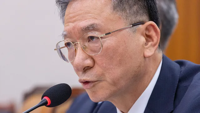 정성호 '사의' 표명...검찰총장 직무대행도 '사퇴설'

■ 진행 : 윤보리 앵커■ 출연 : 장윤미 더불어민주당 대변인, 원영섭 전 국민의힘 미
