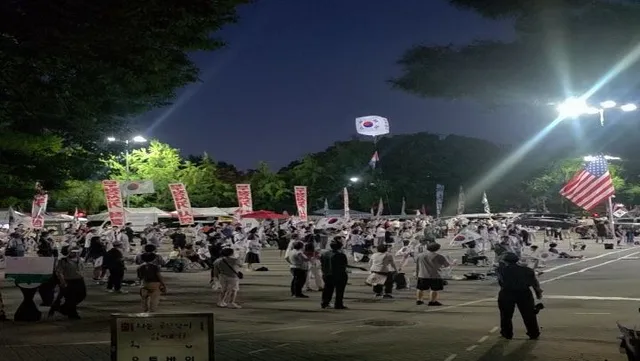 07.26 올림픽 공원 감사합니다🇰🇷🇰🇷
.
.
#잠실민주화운동 #올림픽공원 #자유는공짜가아니다 #감사합니다