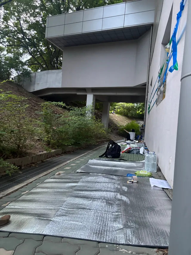 요기 진짜 힘들긴 하네용
모기 짱많구 춥구 사람 없구 ㅠㅠ