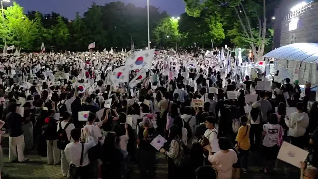 이미 불이 붙었고 청년의 불길, 자유의 불길은 이제 재선거때까지 활활 타오를 겁니다.
현재 시간 6.9.21시 현재