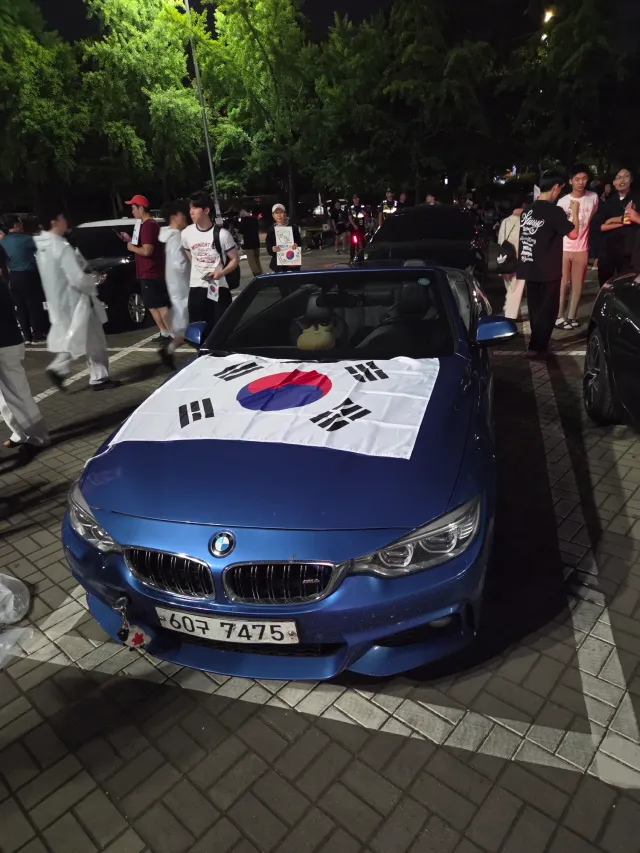 그러니까 누구는 이거를 폭동,폭력 시위로 본다는거 아냐