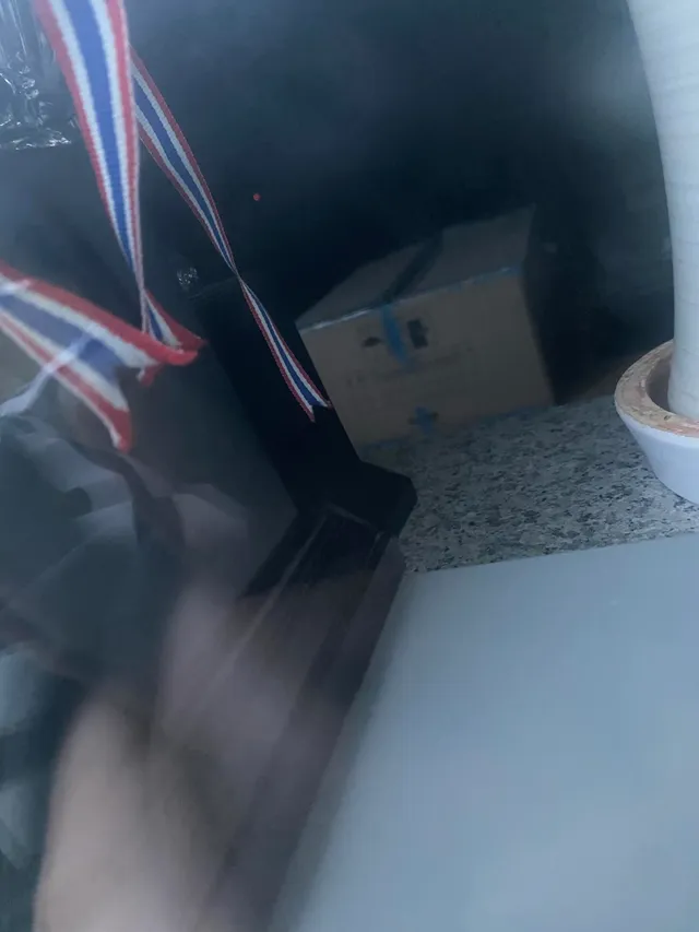 2학년4반 택배박스 뭔가요?관련잇는건이니죠-?